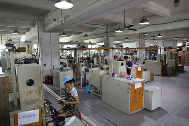 Chiny Dongguan Dezhijian Plastic Electronic Ltd